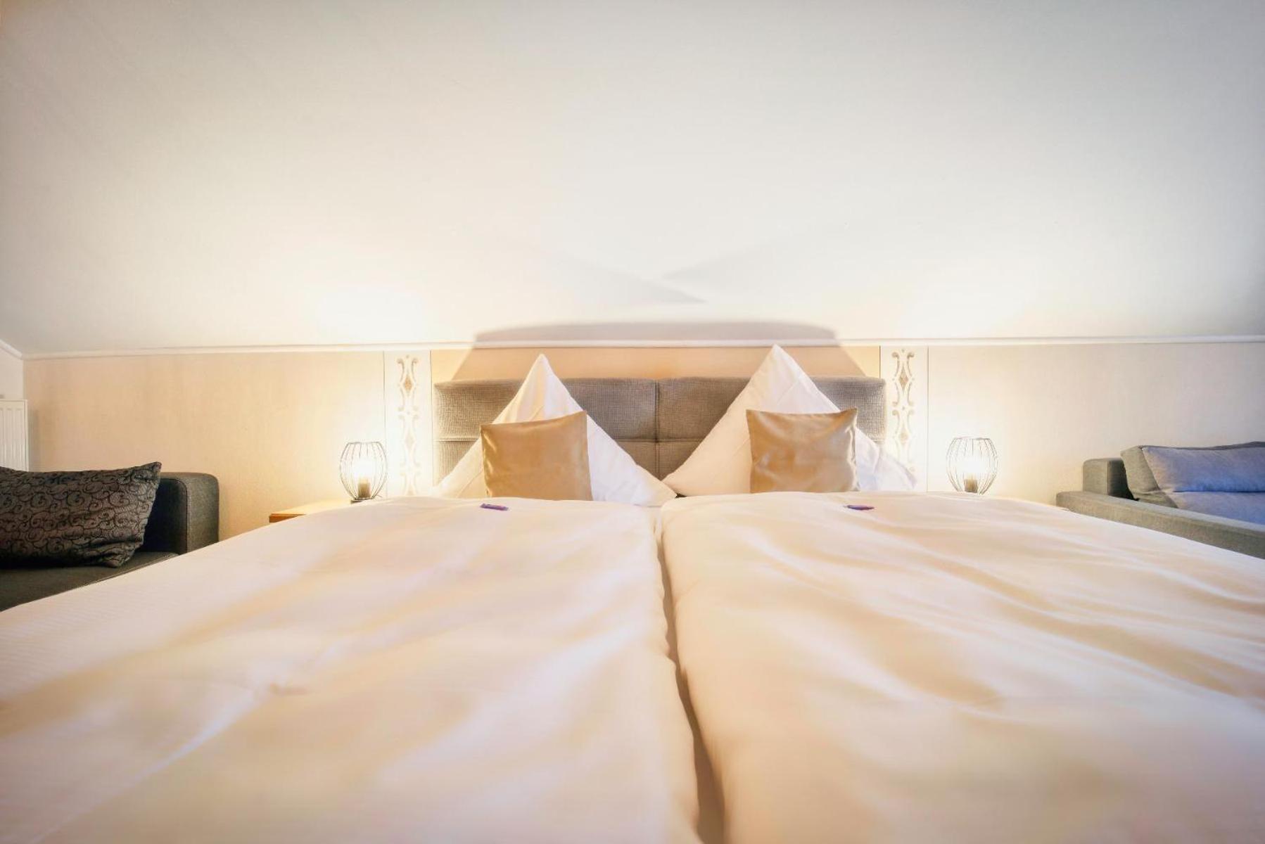 Hotel Hirschenstein Achslach Ngoại thất bức ảnh